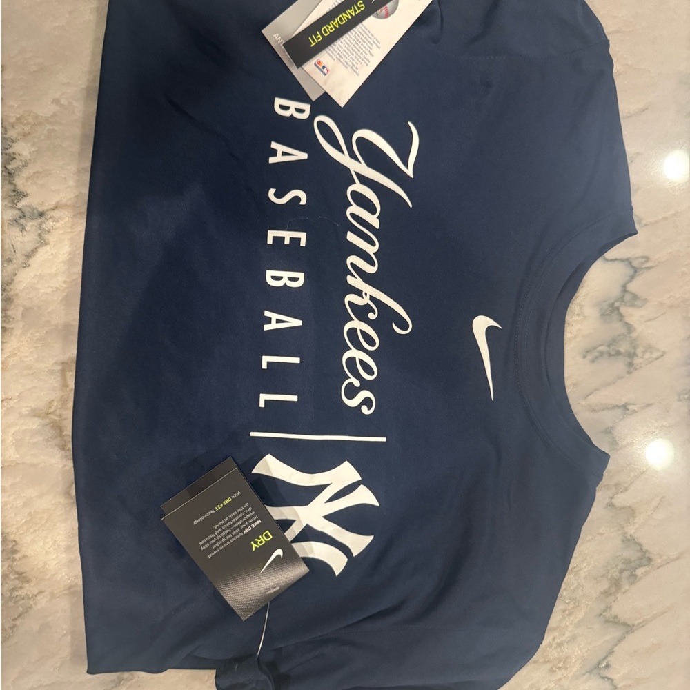 Nike Navy Yankees Baseball Tee